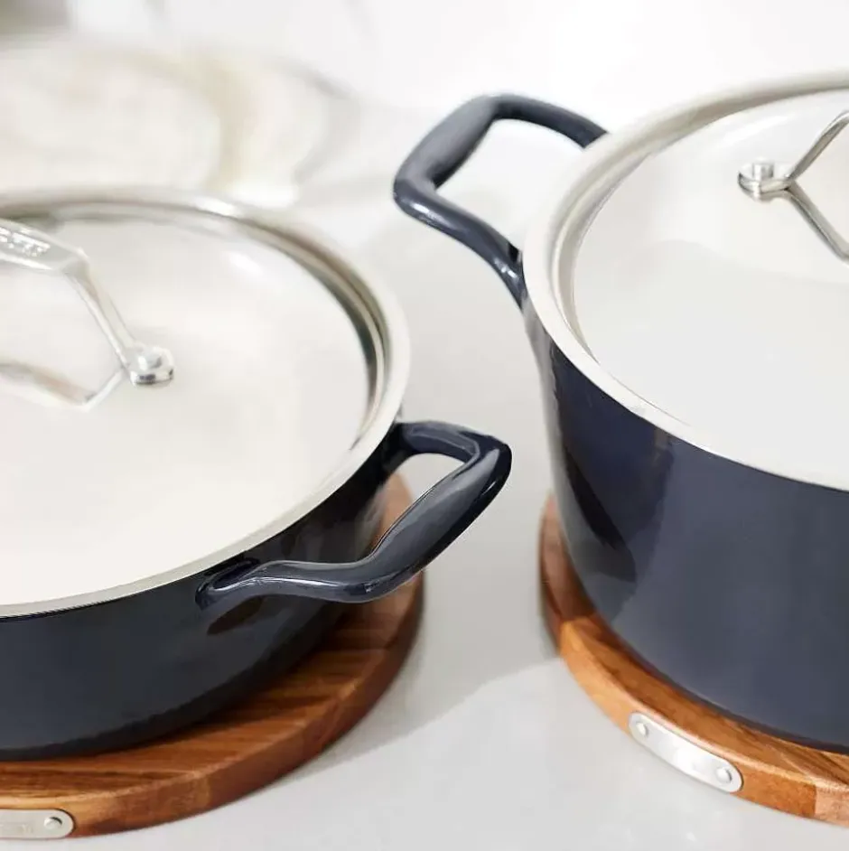 Enameled Cast Iron, Braiser With Lid And Acacia Wood Trivet, 4 Quart>All-Clad Fashion