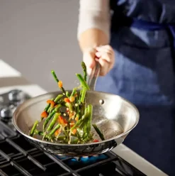 G5® Graphite Core Stainless Steel 5-Ply Bonded Cookware, Sauce Pan With Lid, 4 Quart>All-Clad Best