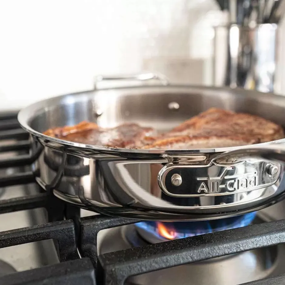 G5® Graphite Core Stainless Steel 5-Ply Bonded Cookware, Saute Pan With Lid, 3 Quart>All-Clad Hot