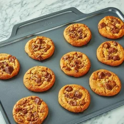 Pro-Release Nonstick Bakeware, 3 Piece Cookie Sheet Set>All-Clad Fashion