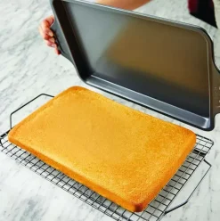 Pro-Release Nonstick Bakeware, Rectangular Baking Pan, 13 X 9 Inch>All-Clad Fashion